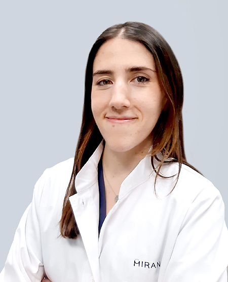 La doctora Marina Graña Lecuona, especialista en Oftalmología general en Miranza Begitek.