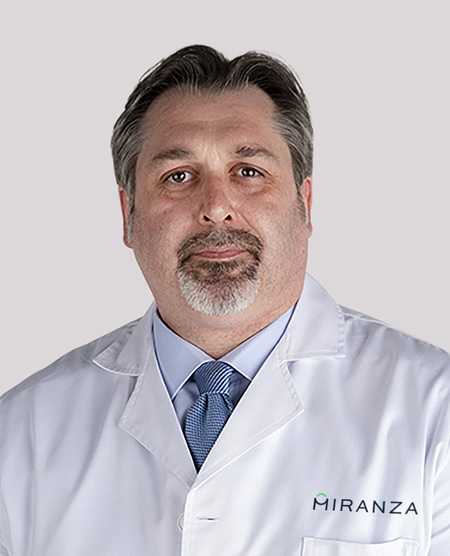 Dr Augusto José Gómez Carnero, a specialist in cataracts, glaucoma, age-related macular degeneration (AMD), phaco-refractive surgery, presbyopia and lenses at Miranza Instituto Oftalmológico Gómez-Ulla.