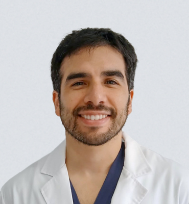 Dr. Hernán Donoso, especialista Retina y Cataratas en Miranza IOA.